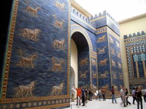 ishtar_gate_berlin_museum